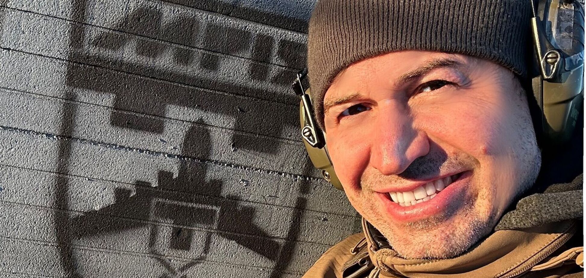 Телеведущий Андрей Джеджула показал, как ночью защищал столицу от 'Шахедов'. Видео