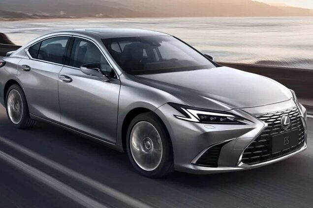 Lexus ES