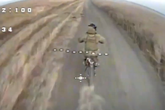 'Похоронили в украинской земле': спецназовцы СБУ эффектно ликвидировали мчавшихся на штурм оккупантов. Видео