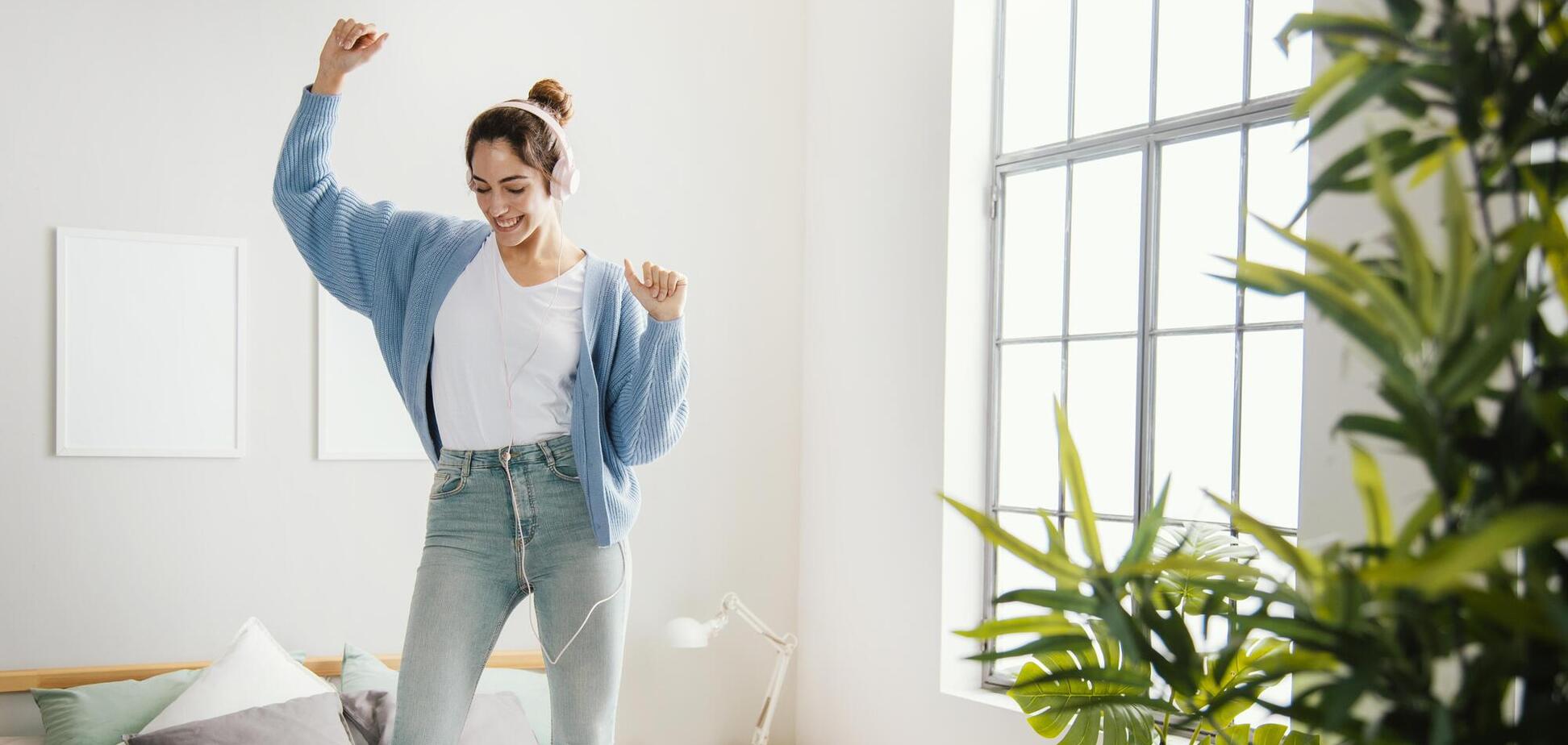 3 простих способи спалювати калорії без тренувань: поради фітнес-тренера