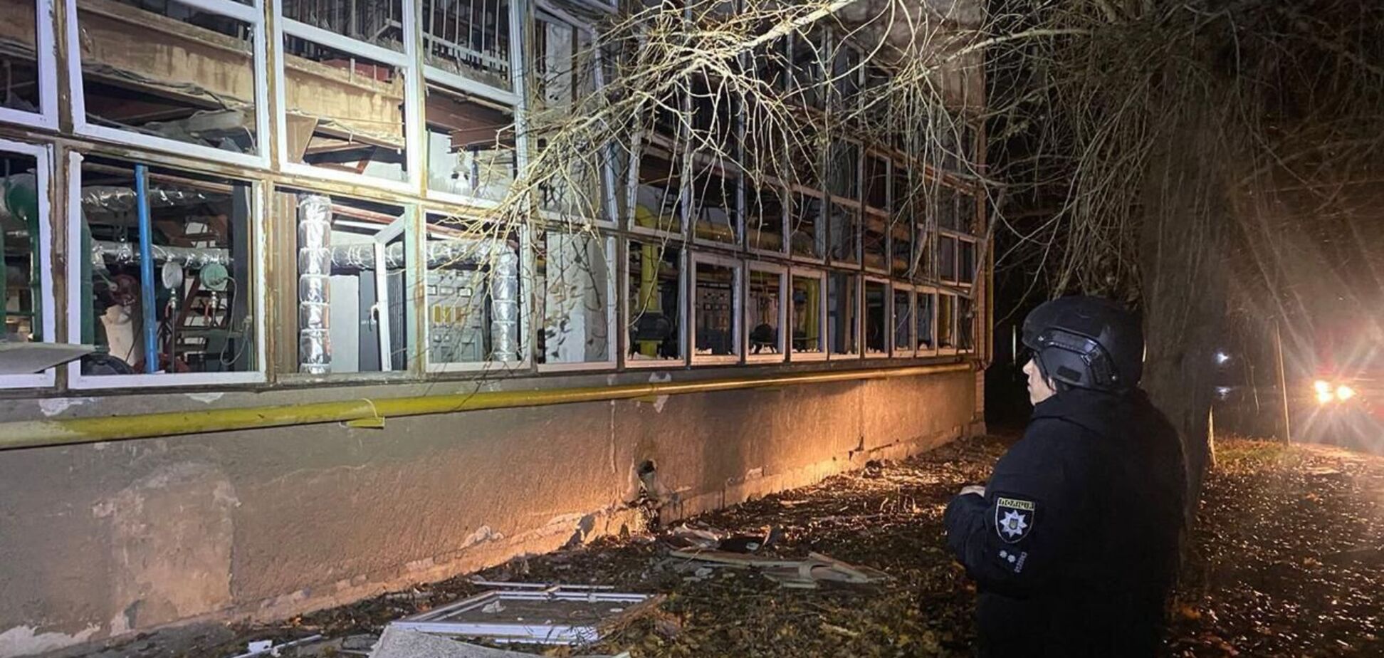 Россия ударила по Константиновке: повреждены многоэтажки, инфраструктура, газопровод, ЛЭП, шесть раненых. Фото