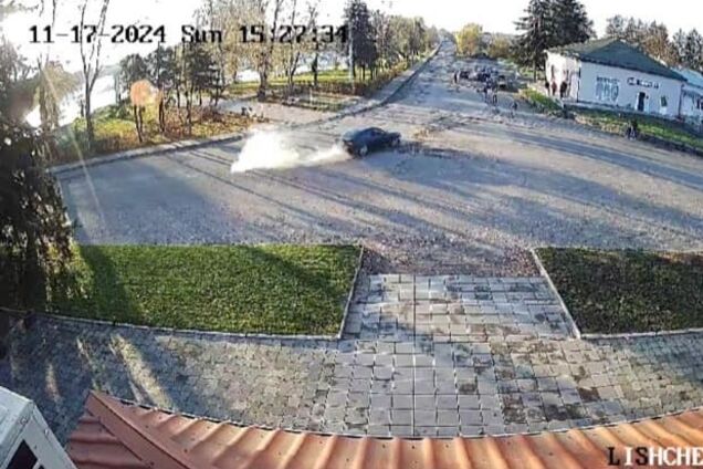 В селе на Волыни 'дрифтеров' заставили мыть дорогу: какое наказание им еще грозит. Фото