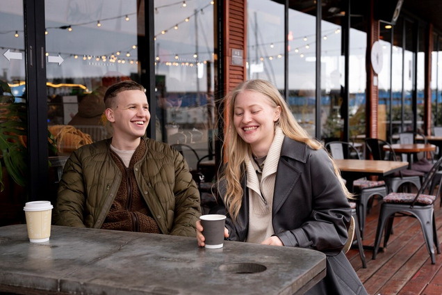 "Глузують над" или "з": как правильно говорить по-украински