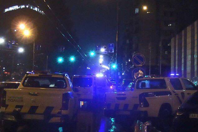 У Печерському районі Києва сталася бійка зі стріляниною: одна людина загинула. Відео