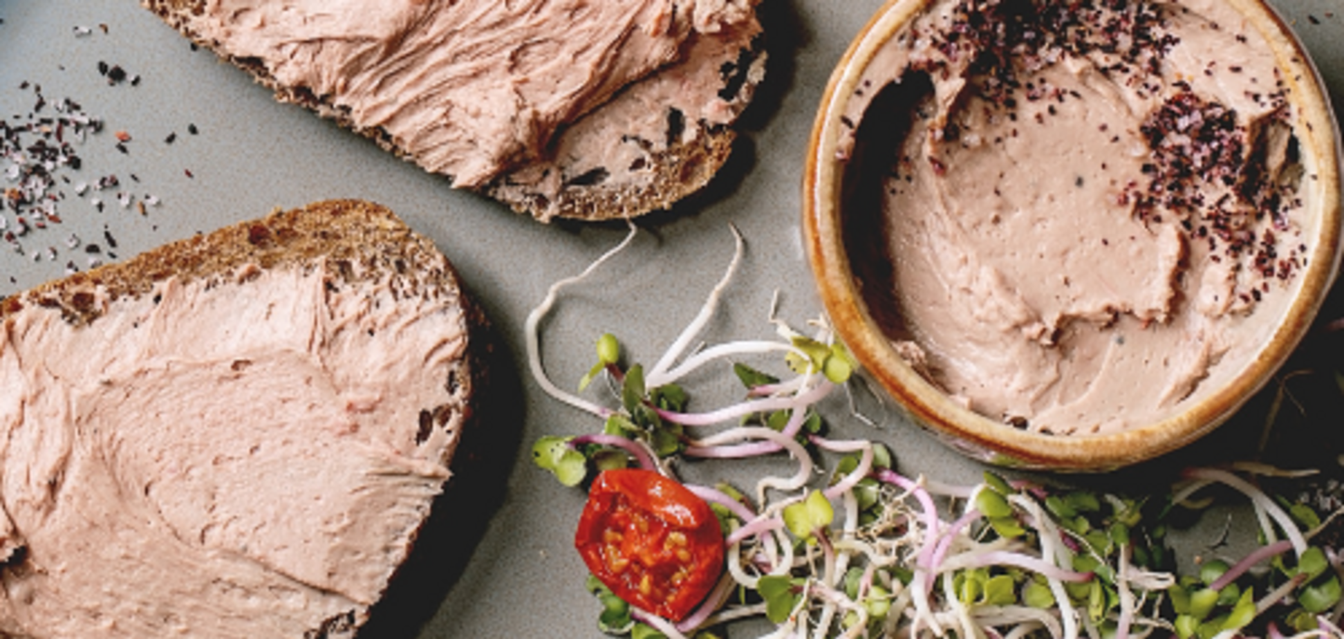 Найсмачніший печінковий паштет, який сподобається всім: знадобиться всього чотири інгредієнти