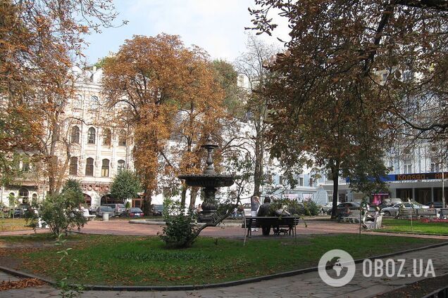 Дом с прудом, вместо театра: в сети показали, как выглядела площадь Франко в Киеве в 1870-х годах. Фото