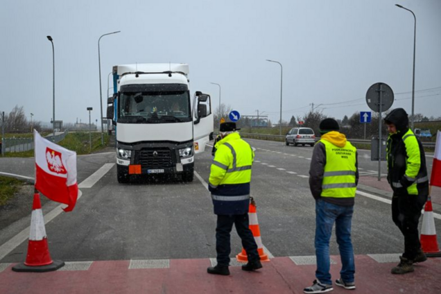 Польские фермеры угрожают масштабными протестами на границе с Украиной