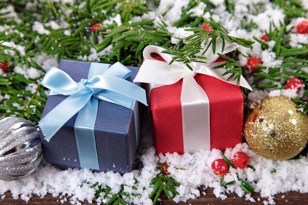 Що подарувати на Новий рік коханим: ідеї для жінок і чоловіків