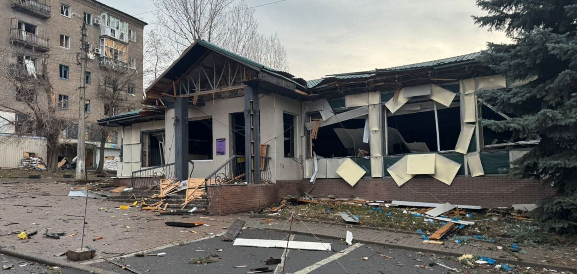 'Знищено майже все вщент, ворог має просування': в ОВА розповіли про ситуацію на Донеччині