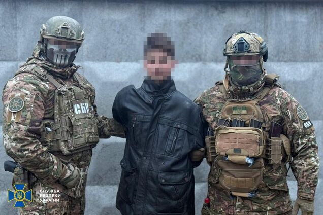 Сдавал врагу военные госпитали и пытался поджечь электроподстанцию: в Кропивницком был задержан агент ФСБ. Фото