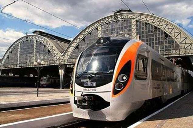 Квитки на Інтерсіті та Інтерсіті +