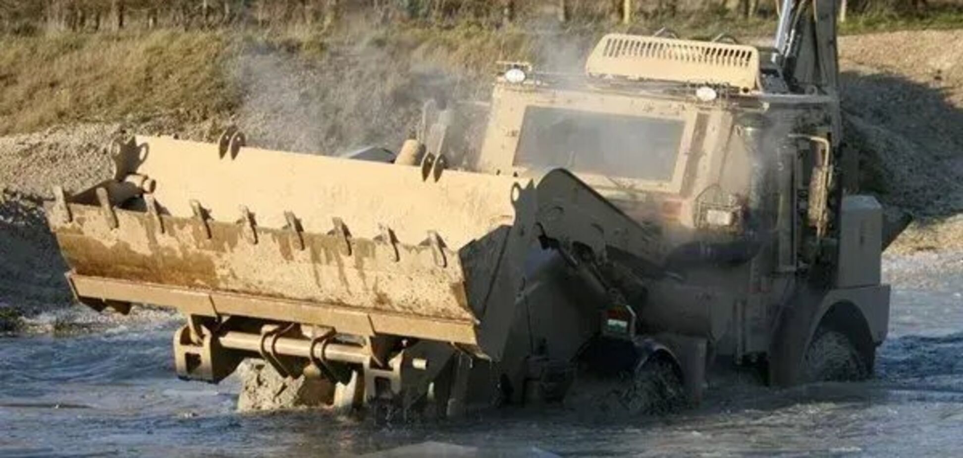 ЗСУ отримають найпопулярніші серед армій світу екскаватори: які завдання здатна виконувати техніка. Фото