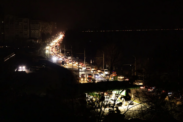 Чи є загроза жорсткого блекауту: експерт пояснив, до чого готуватися українцям взимку