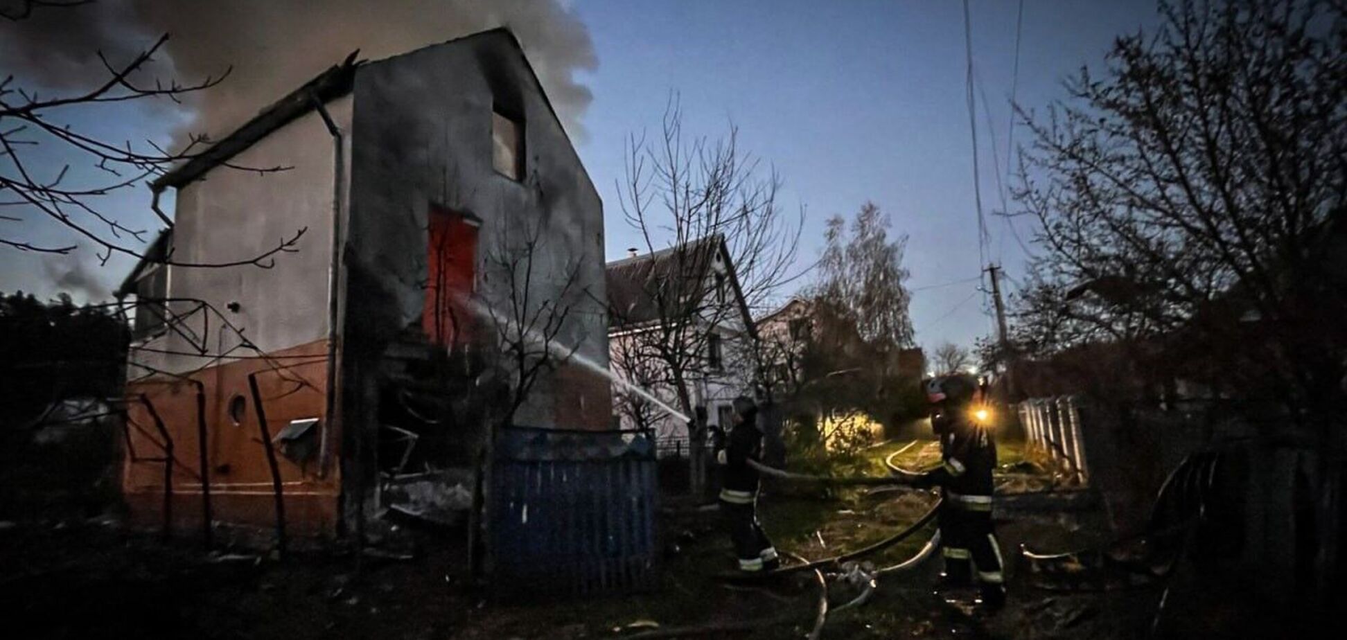 В Киевской области из-за атаки БПЛА произошло несколько пожаров: фото с места событий