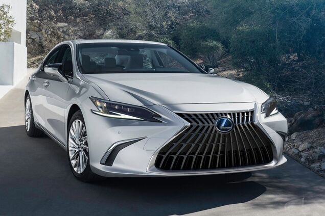 Lexus ES