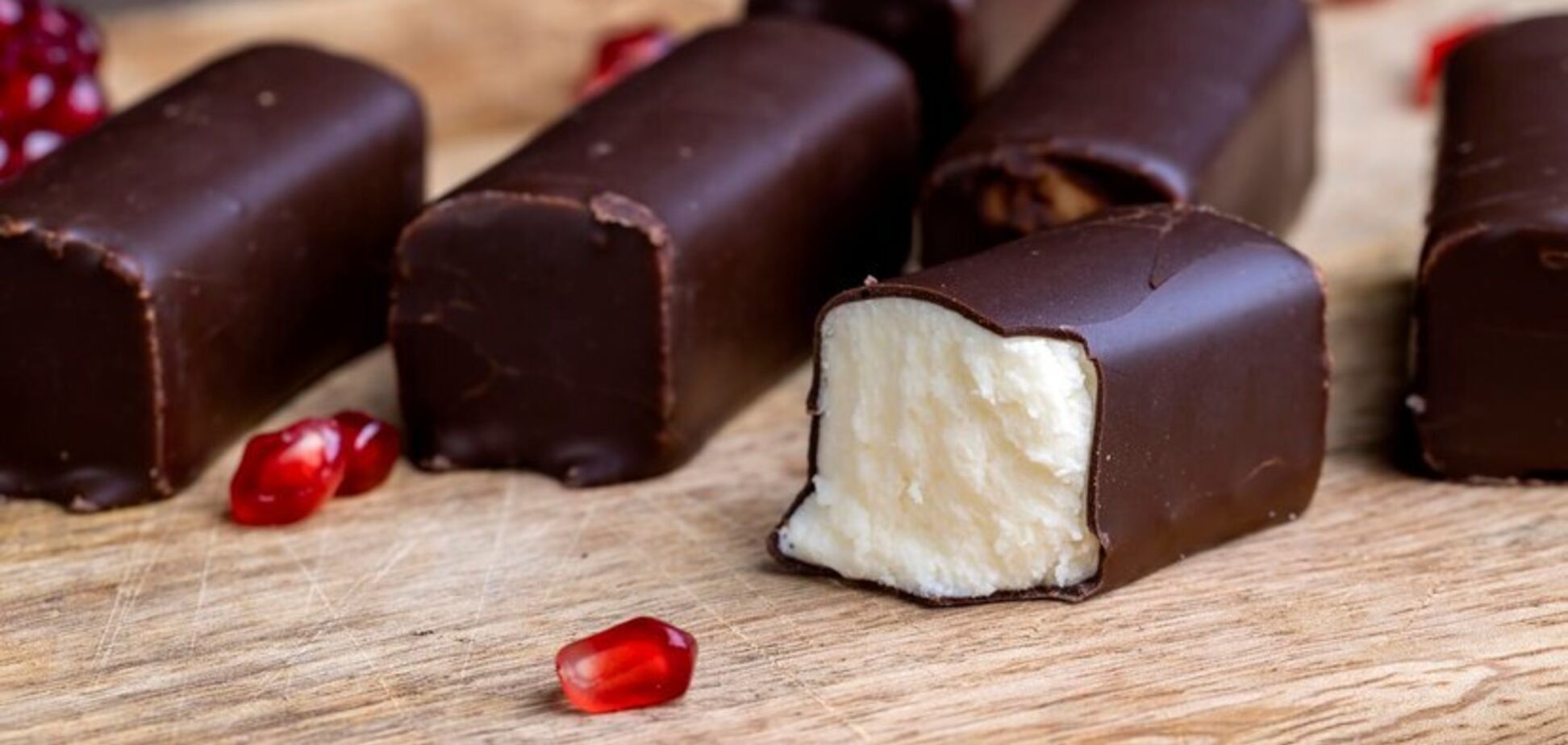 Домашние глазированные сырки с малиной: вкусный рецепт для детей