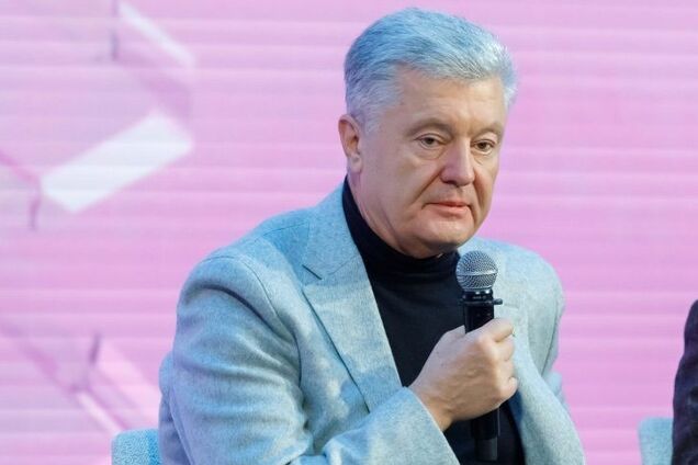 Українські жінки є символом непереможності нашої держави, – Порошенко