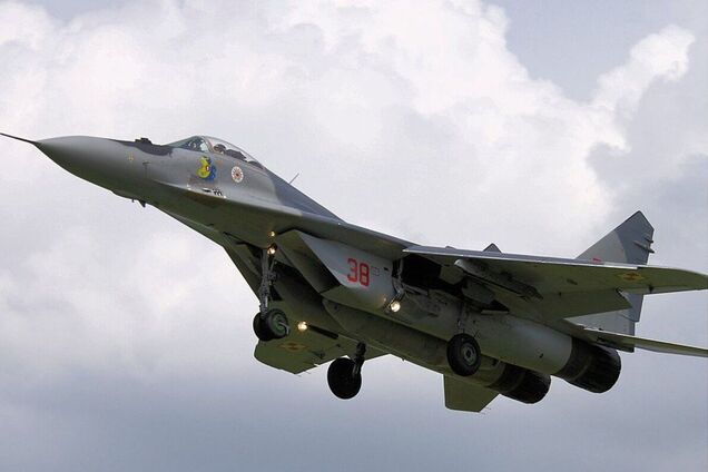 'Они патрулируют польское небо': министр обороны Польши выступил против передачи Украине истребителей МиГ-29