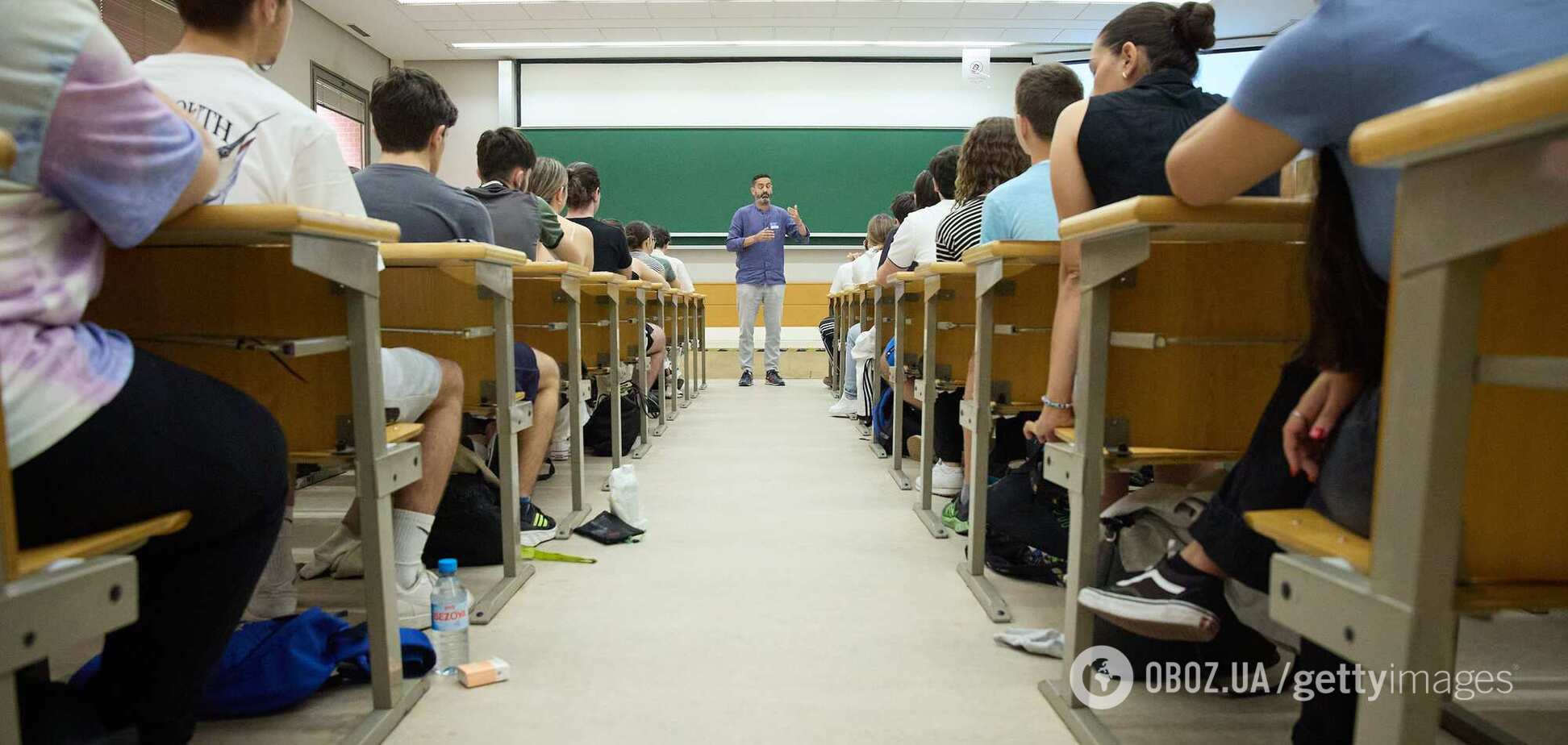 Винницкий объяснил, почему у украинских преподавателей низкие зарплаты: их много, а студентов мало