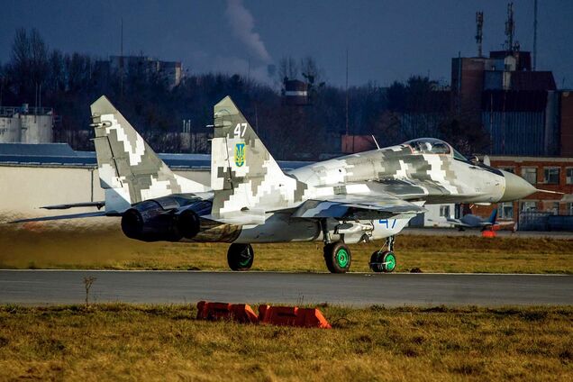 Влучив: під час нічної атаки український МіГ-29 збив ракетою ворожий 'Шахед'. Відео
