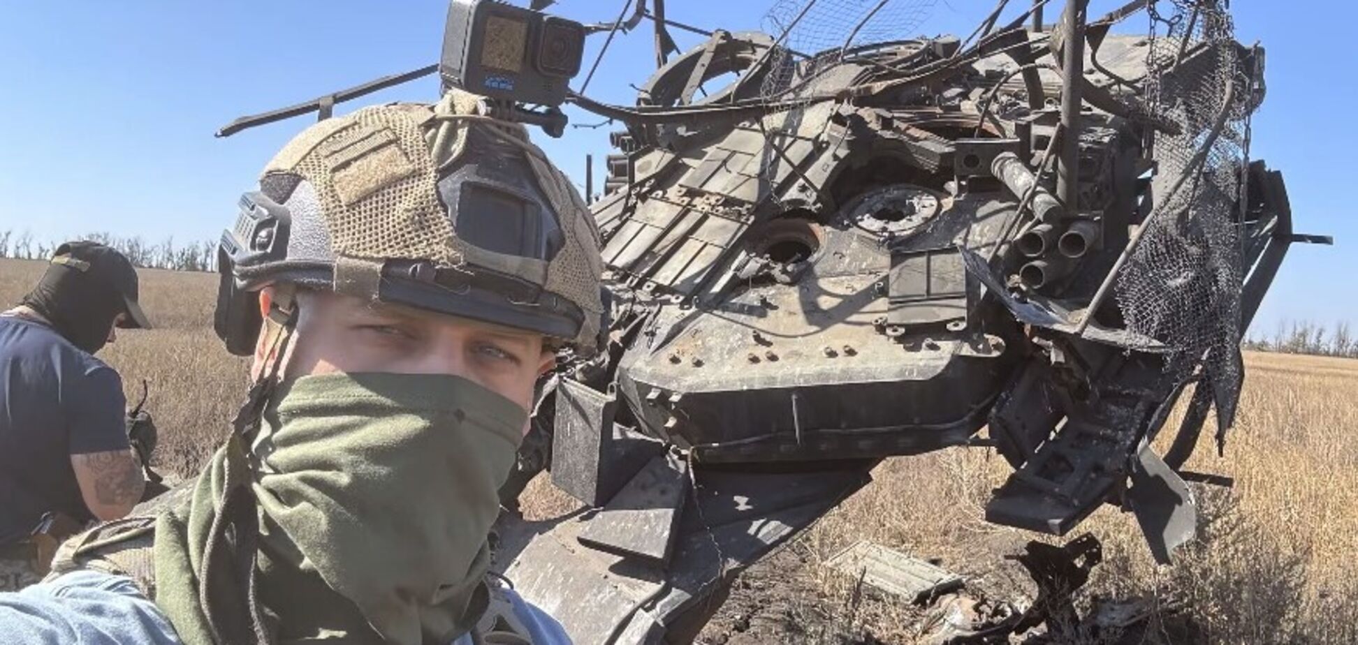 'Дико' раділи, а потім щось пішло не так: пропагандисти РФ епічно зганьбилися, сплутавши свій знищений новітній танк із Leopard-2. Відео