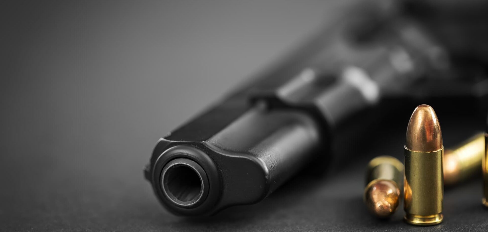 В Украине во время войны гражданским разрешили применять оружие: какое условие