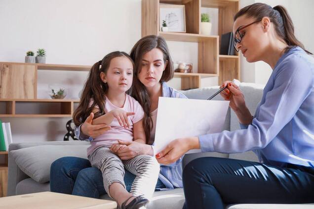 Фонд Рината Ахметова организует онлайн-встречу для социальных специалистов по сопровождению семейных форм воспитания