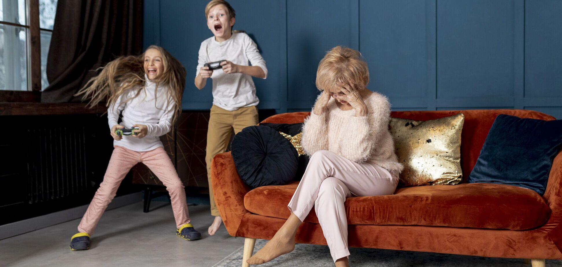 Дети кричат, а квартира напоминает цирк? Психиатр объяснил родителям, почему это хорошая новость