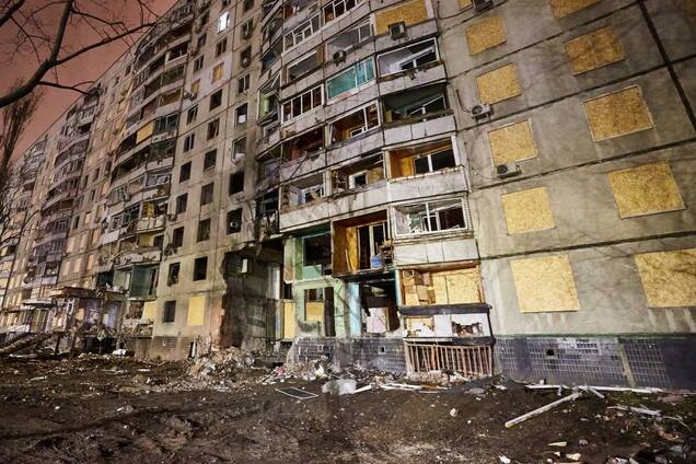 Зеленский: за неделю РФ использовала против Украины 1250 авиабомб и более 750 дронов