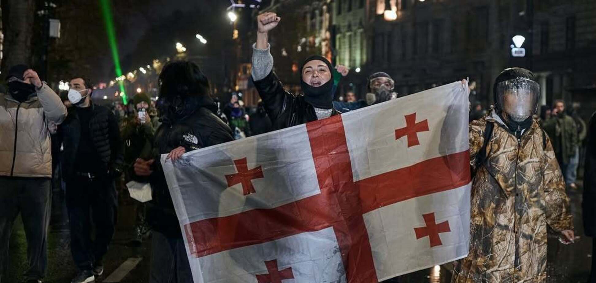 "Правящая партия пытается заставить молчать": грузинские правозащитники сказали, сколько журналистов пострадали за десять дней протестов