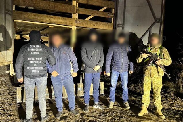 Начаты сотни производств: в ГБР назвали самую популярную схему для незаконного пересечения границы мужчинами