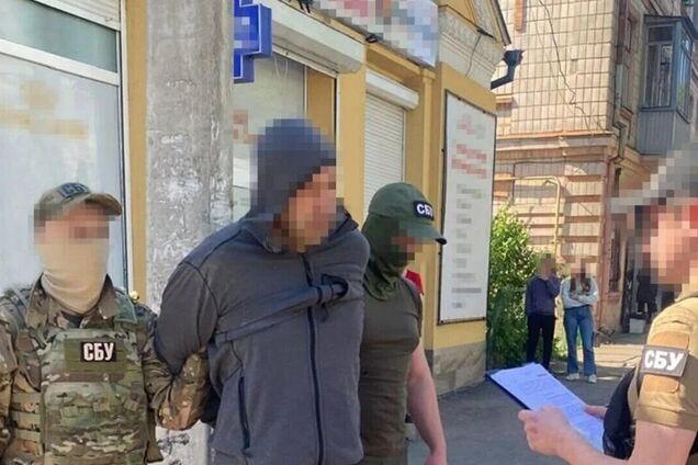 Украина согласилась отдать Москве российских агентов, но та не спешит их забирать: всплыли подробности