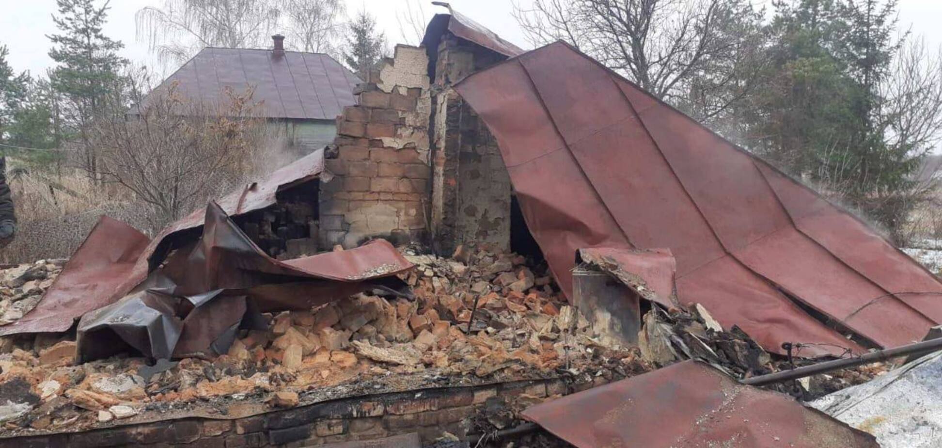 Дом был разрушен до основания: на Сумщине в результате вражеского авиаудара погибли супруги. Фото
