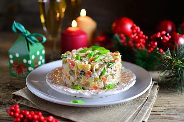 Новорічний салат, який сміливо можна їсти дітям: з чого приготувати