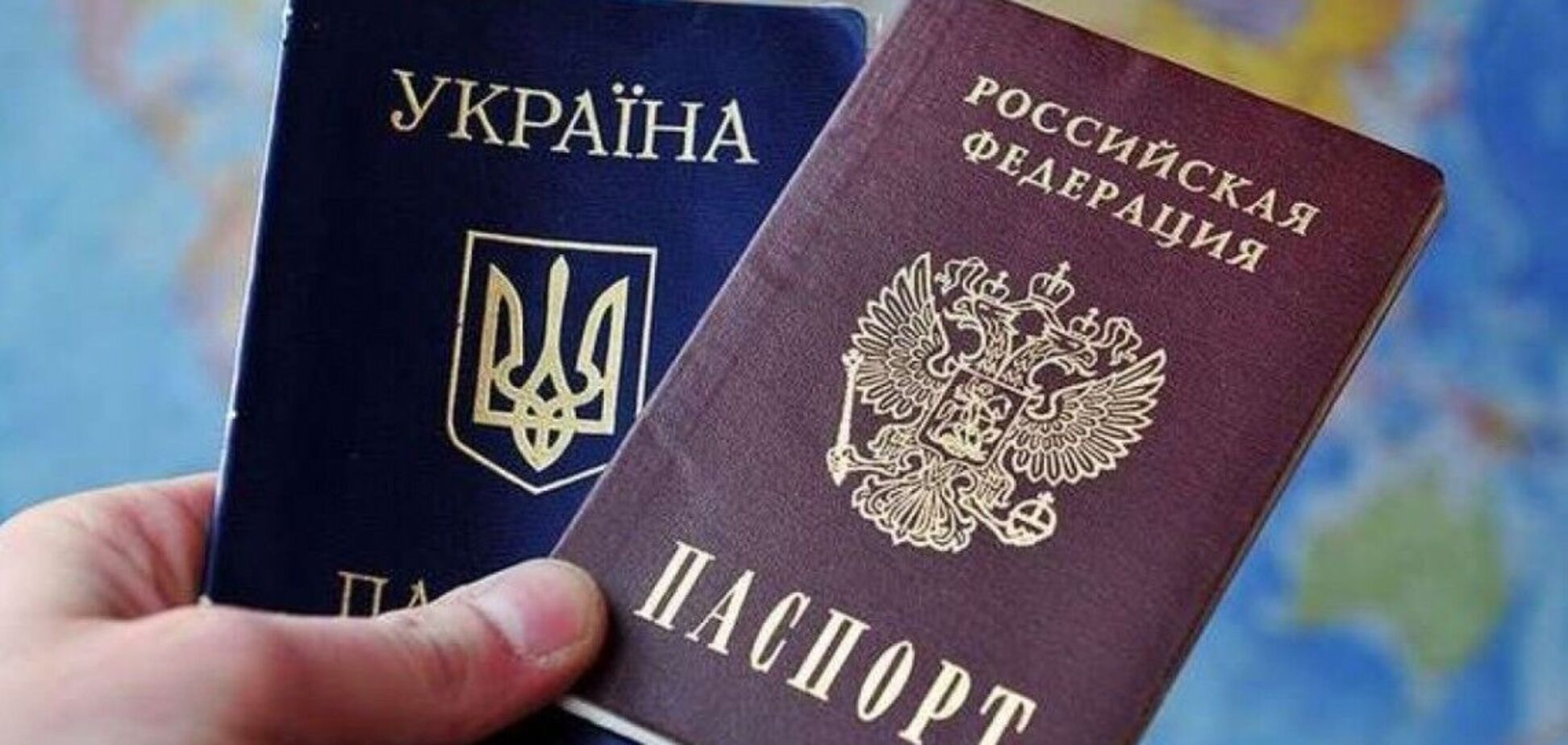 Украинцам на оккупированных территориях, которые не взяли паспорта РФ, угрожают лишить права на жительство