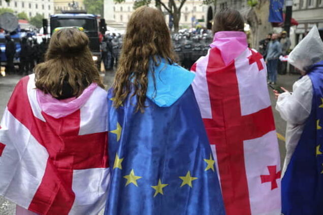 'Зурабишвили остается': грузинская оппозиция заявила, что не признает легитимность грядущих президентских выборов