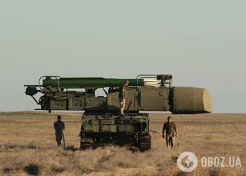 Повреждены дома и линии электросетей: последствия очередной российской атаки на Киевщину. Фото