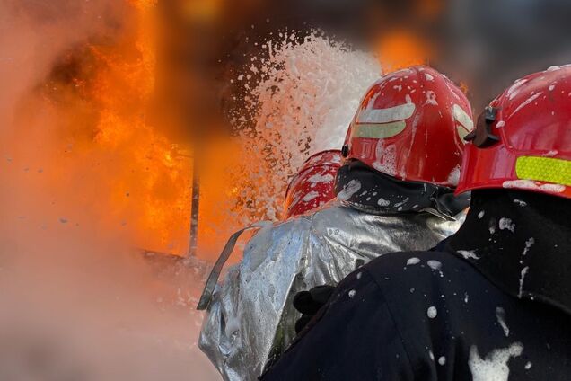 Під прицілом була енергетика: Росія запустила по Україні ракети з Ту-95МС, 'Калібри', 'Кинджали' та вдарила балістикою. Всі подробиці