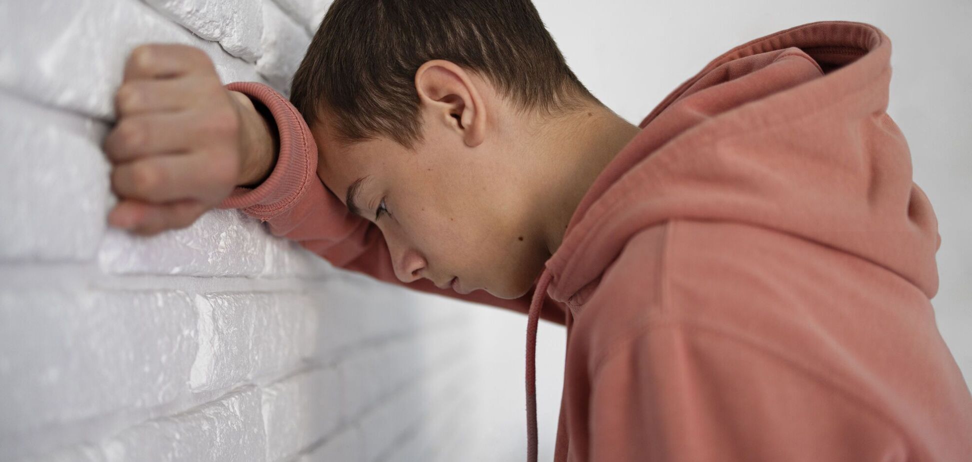 ШІ змушував підлітків шкодити собі та пропонував убити батьків: у техносвіті розгорівся гучний скандал