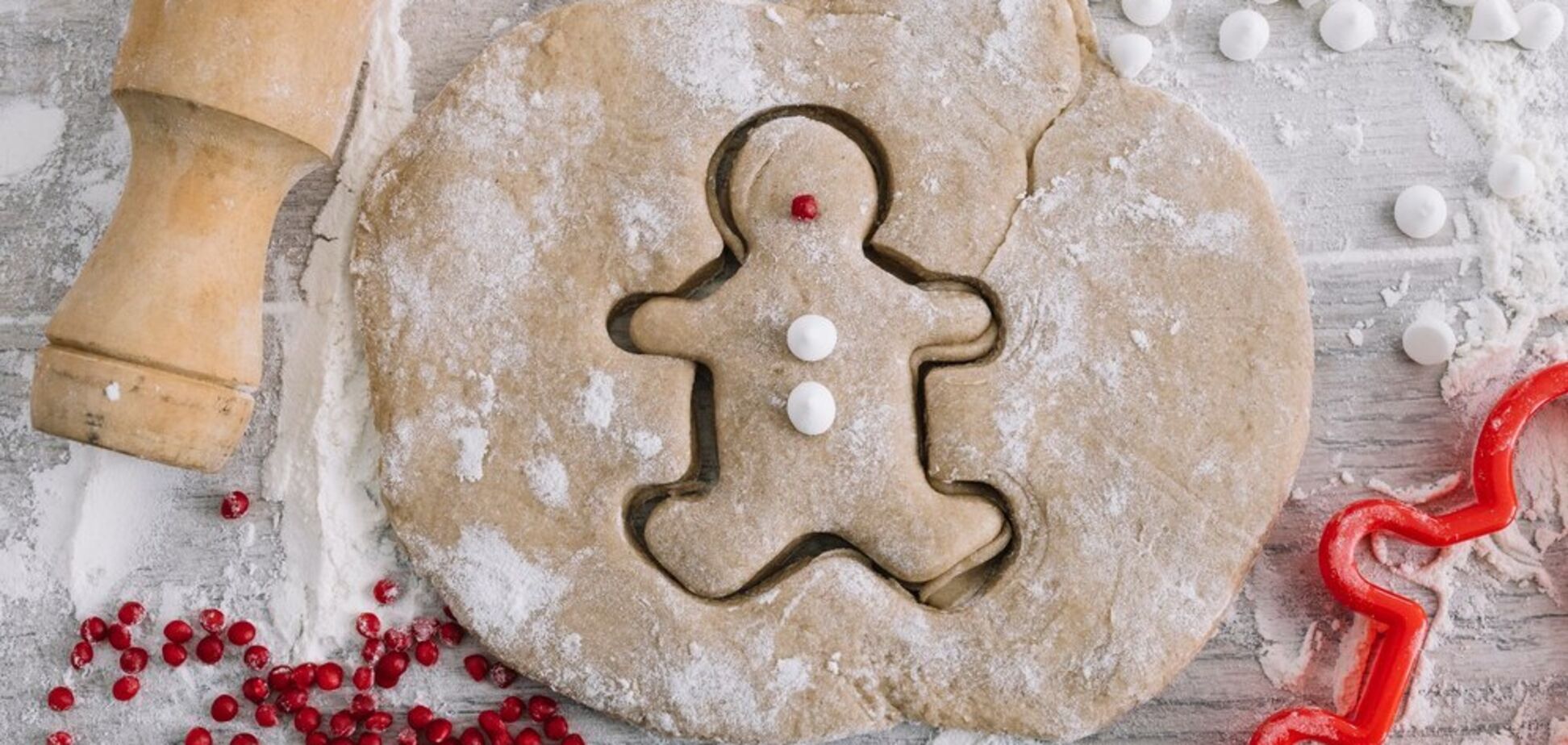 Рождественское имбирное печенье для малышей: вместо сахара можно добавить банан