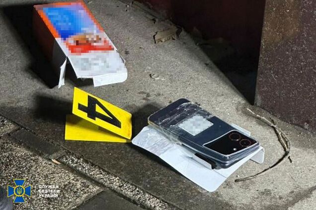 Були завербовані Росією: затримано двох підлітків, які влаштували вибухи поблизу райвідділів поліції в Харкові. Фото