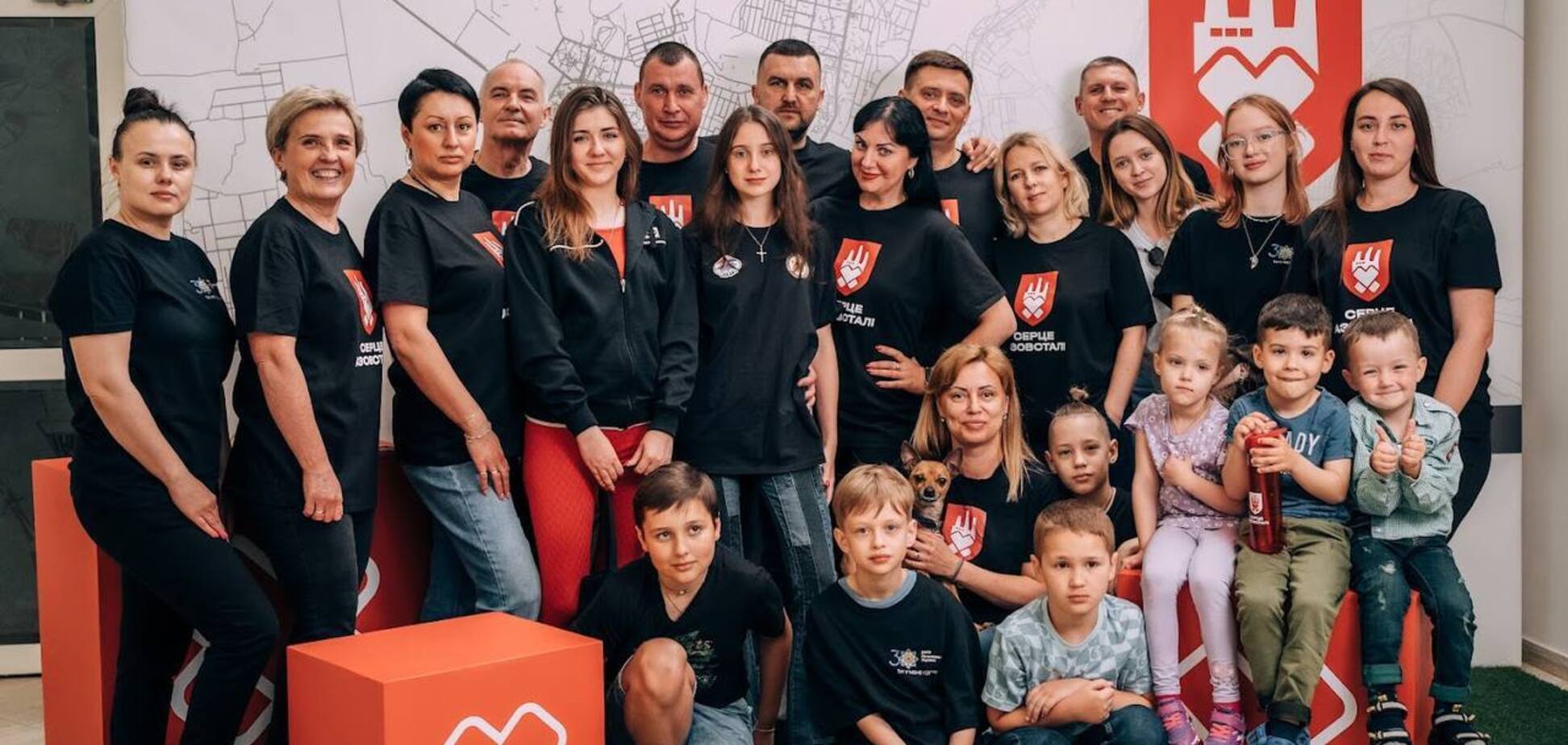 'Еще более 1500 защитников Мариуполя в плену': Ахметов продлил проект 'Сердце Азовстали' на 2025 год