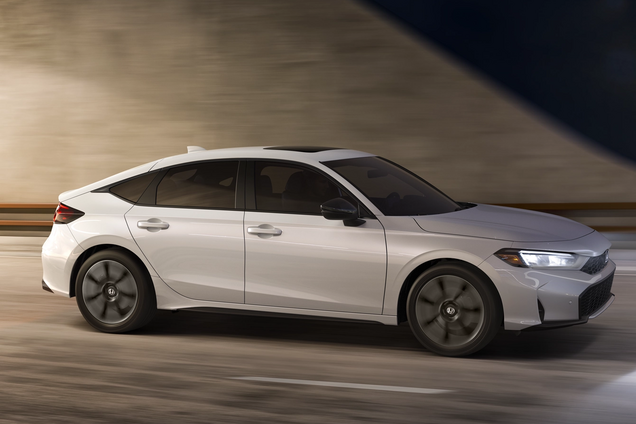 Honda Civic Hybrid назвали лучшим авто года: в чем его преимущества