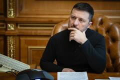 'Зависит от гарантий безопасности': Зеленский предположил, когда в Украине закончится военное положение