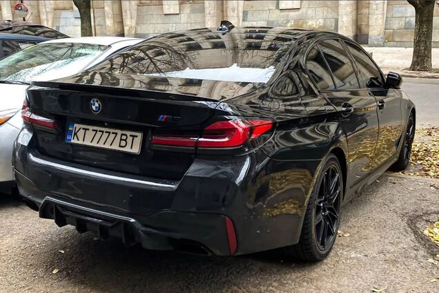 Страшное ДТП в Днепре устроили на автомобиле с элитным номером 7777