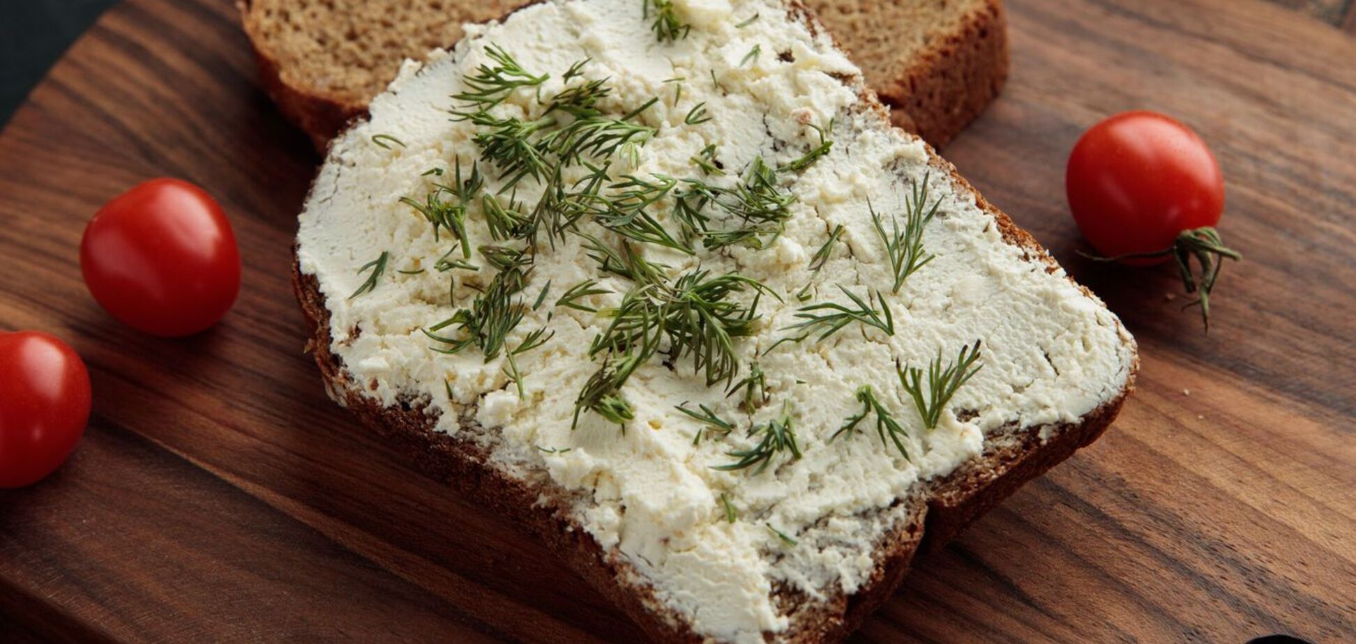 Самая вкусная намазка из сала, с чесноком и специями: идеально к борщу