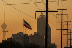 В Иране вводят отключения света и приостанавливают работу госучреждений и предприятий: что происходит