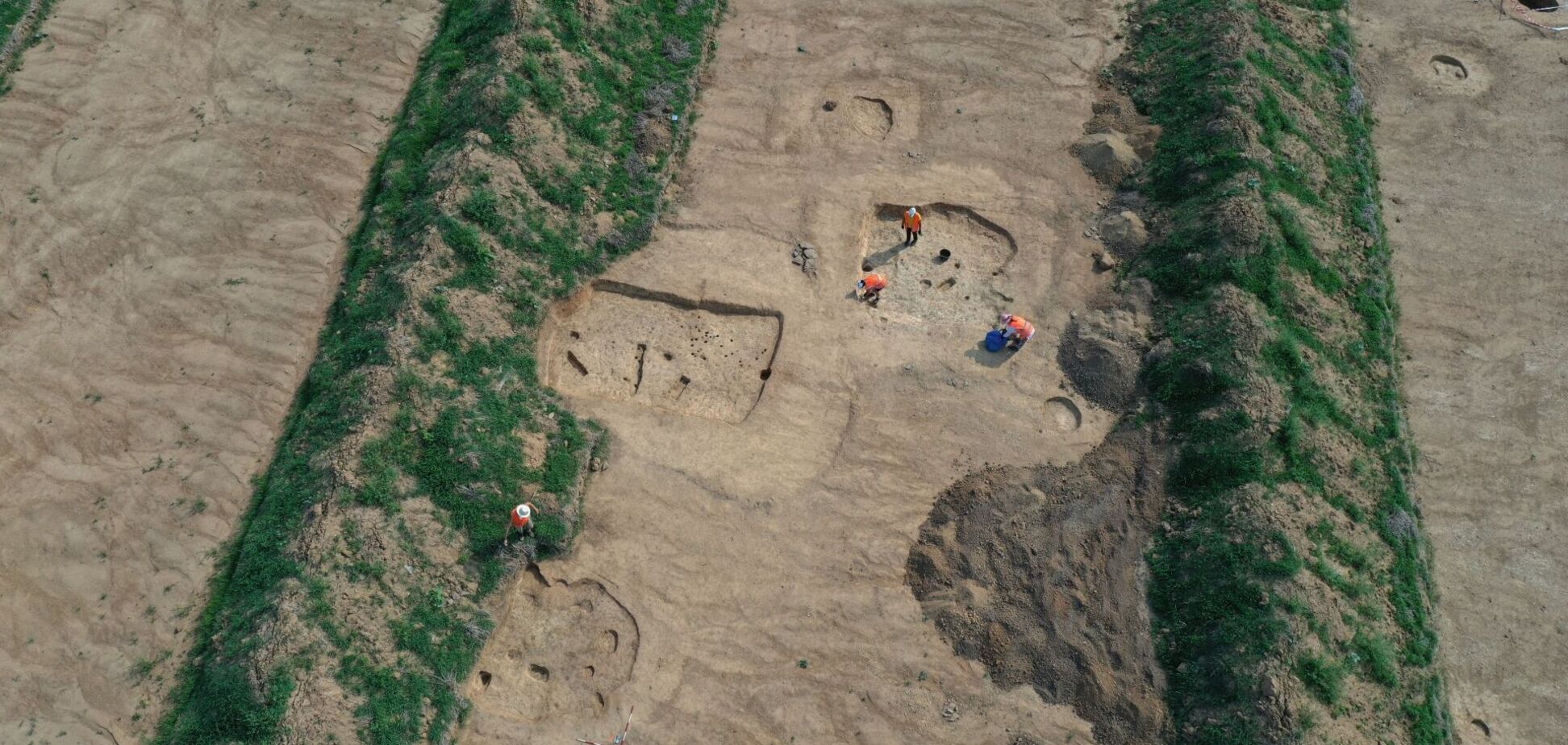 В Чехии во время строительства дороги обнаружили потерянный город, которому 7000 лет