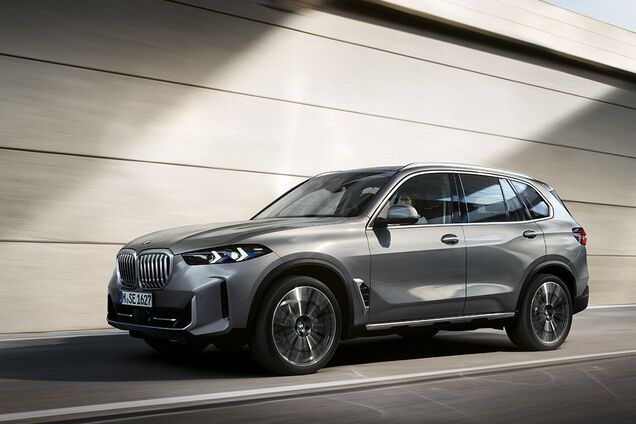 Концерн припинив експорт авто до РФ