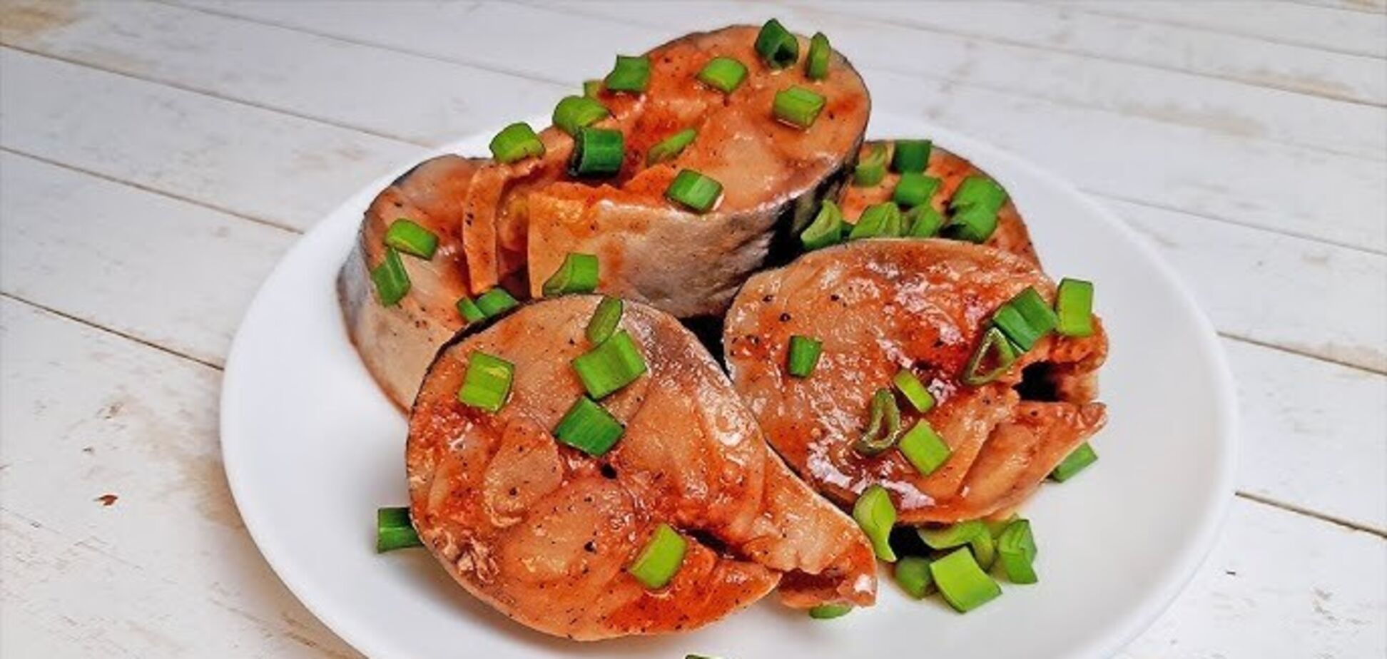 Маринованная скумбрия в аджице: подробный рецепт приготовления вкусной рыбы на праздники